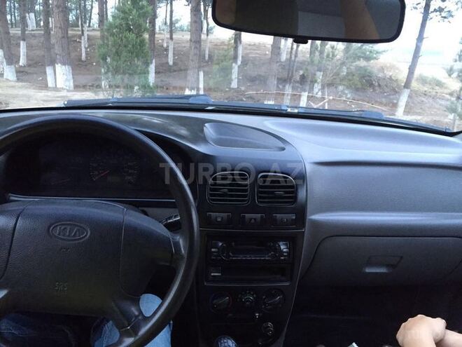 Kia Rio 2002, 156,000 km - 1.5 l - Sumqayıt