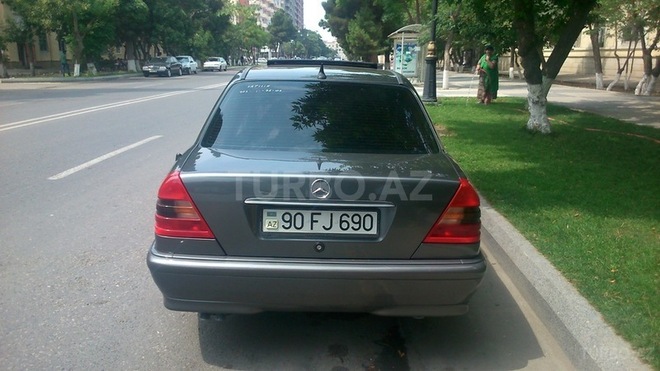 Mercedes C 180 1995, 350,000 km - 1.8 l - Sumqayıt