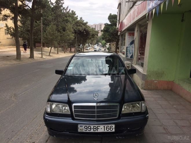 Mercedes C 200 1998, 250,000 km - 2.0 л - Bakı