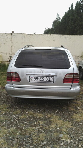 Mercedes E 220 2000, 315,000 km - 2.2 л - Gəncə