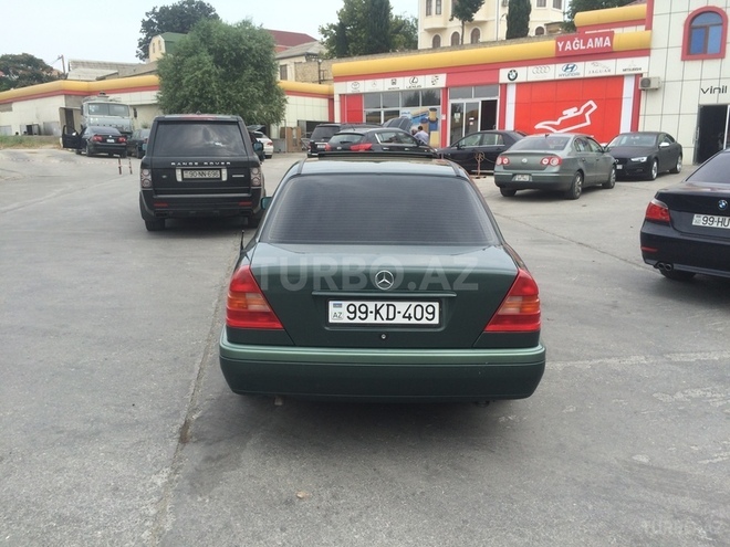 Mercedes C 180 1995, 305,000 km - 1.8 l - Bakı