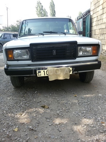 LADA (VAZ) 2107 1999, 40,000 km - 1.6 l - Quba