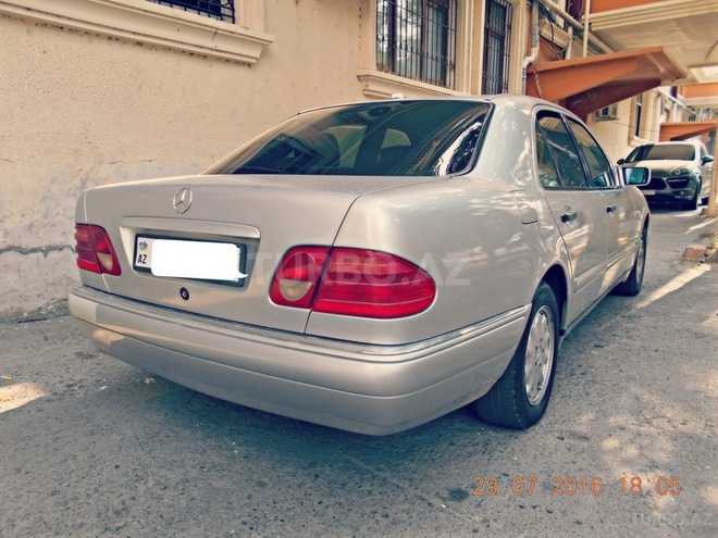 Mercedes E 240 1998, 370,047 km - 2.4 л - Bakı
