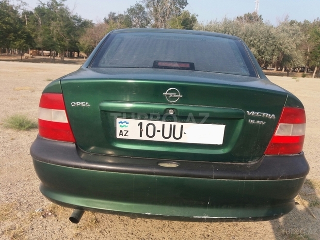 Opel Vectra 1997, 290,000 km - 1.8 l - Bakı