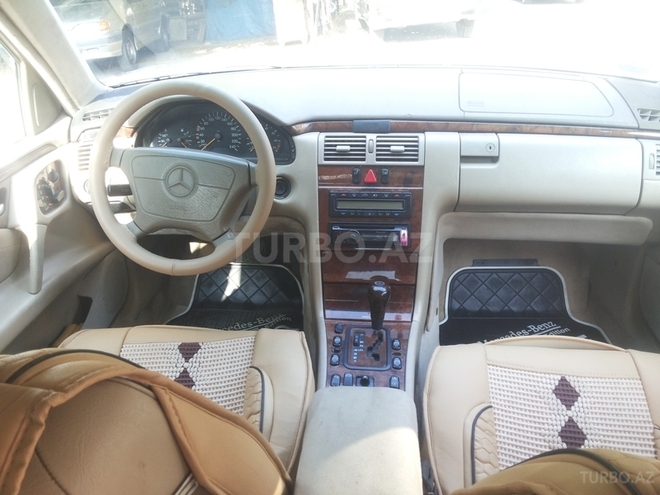Mercedes E 240 1998, 345,000 km - 2.4 l - Bakı