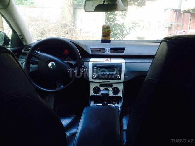 Volkswagen Passat 2005, 160,000 km - 2.0 l - Bakı