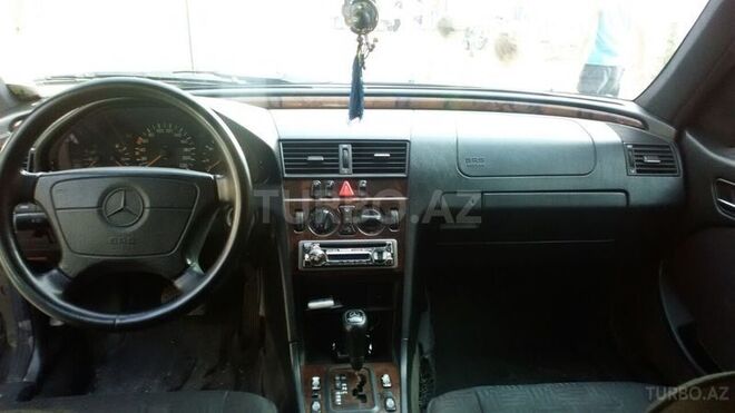 Mercedes C 220 1998, 355,000 km - 2.2 l - Bakı