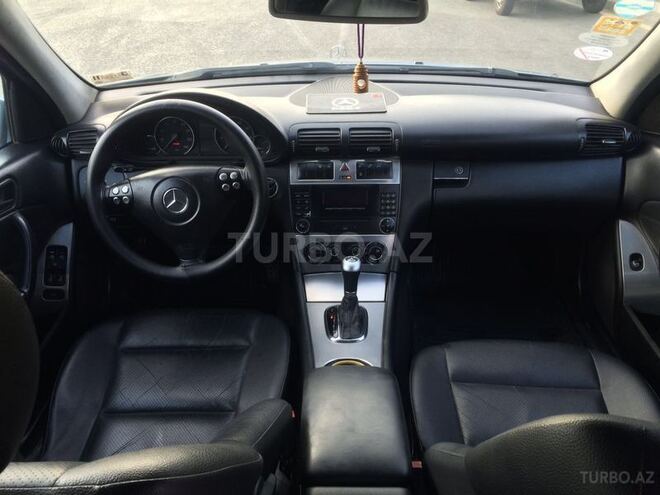 Mercedes C 230 2005, 229,500 km - 2.5 l - Bakı