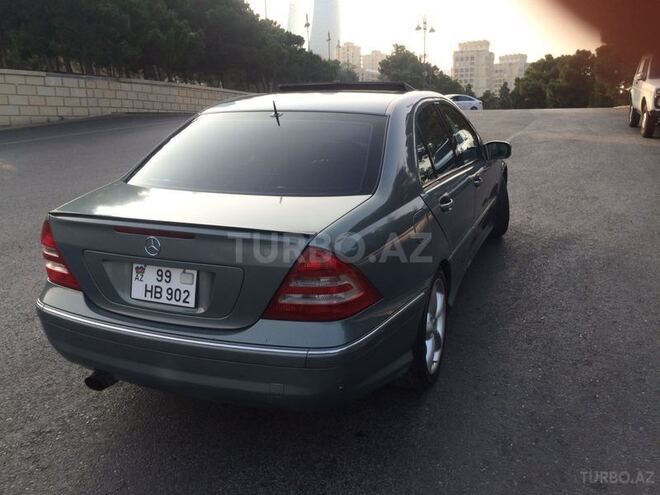 Mercedes C 230 2005, 229,500 km - 2.5 l - Bakı