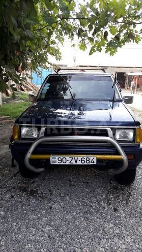 Mitsubishi L200 1997, 356,596 km - 2.5 l - Bakı