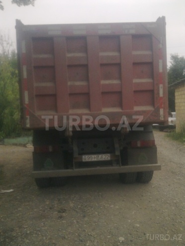 HOWO Sinotruk 2015, 80,000 km - 9.5 l - Ağcabədi