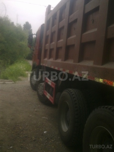 HOWO Sinotruk 2015, 80,000 km - 9.5 l - Ağcabədi