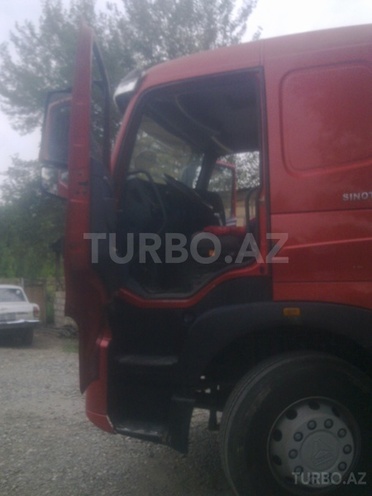 HOWO Sinotruk 2015, 80,000 km - 9.5 l - Ağcabədi