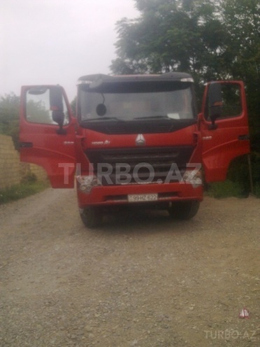 HOWO Sinotruk 2015, 80,000 km - 9.5 l - Ağcabədi