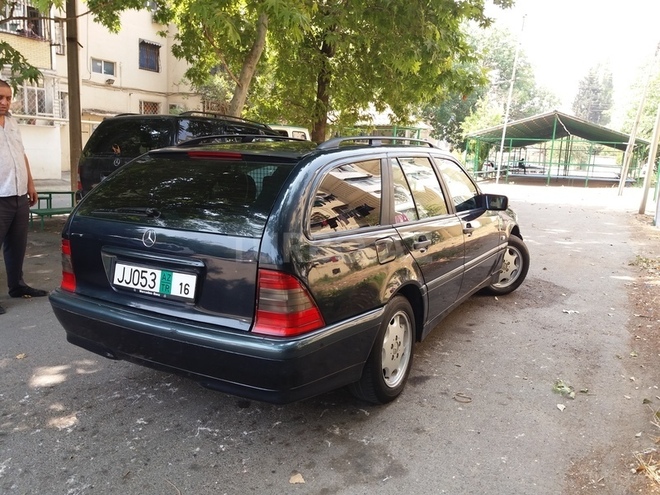 Mercedes C 180 1999, 197,500 km - 1.8 л - Bakı