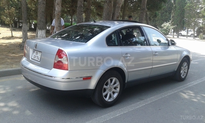 Volkswagen Passat 2004, 170,000 km - 1.8 l - Sumqayıt