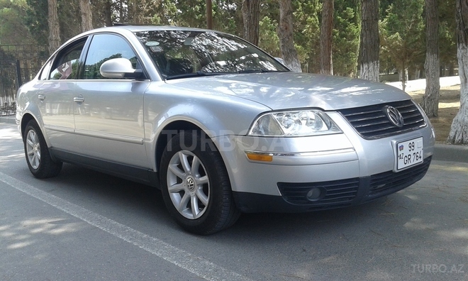 Volkswagen Passat 2004, 170,000 km - 1.8 l - Sumqayıt