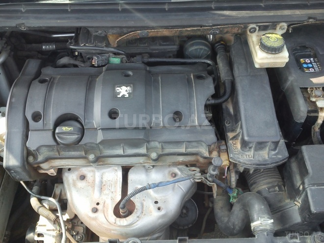 Peugeot 308 2006, 125,000 km - 1.6 л - Bakı