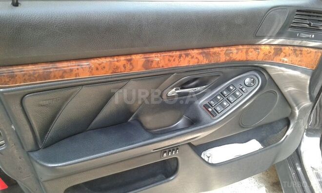 BMW 525 1999, 255,000 km - 2.5 л - Bakı