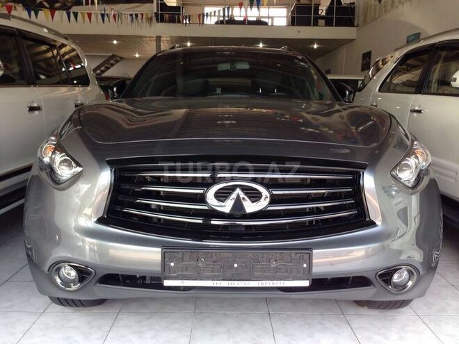 Infiniti Q70 2016, 9,900 km - 3.7 l - Bakı
