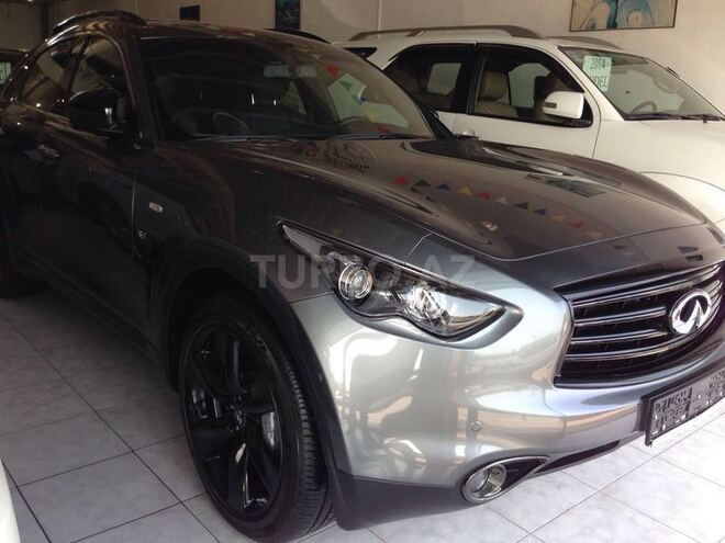 Infiniti Q70 2016, 9,900 km - 3.7 l - Bakı