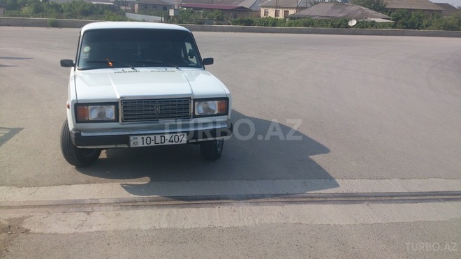 LADA (VAZ) 2107 2003, 5,000 km - 1.6 l - Salyan