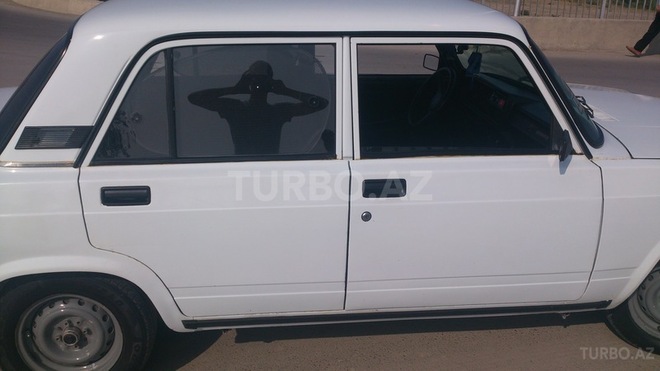 LADA (VAZ) 2107 2003, 5,000 km - 1.6 l - Salyan