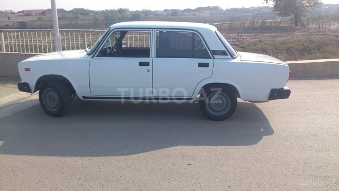 LADA (VAZ) 2107 2003, 5,000 km - 1.6 l - Salyan