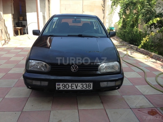Volkswagen Golf 1997, 261,836 km - 1.8 l - Bakı