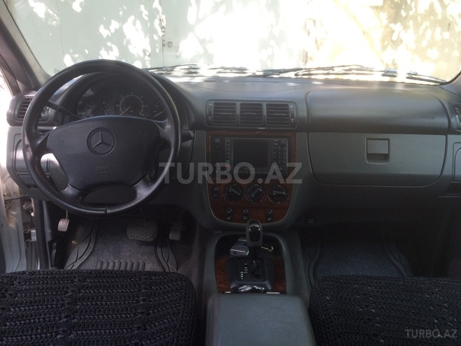 Mercedes ML 320 1998, 286,000 km - 3.2 l - Bakı