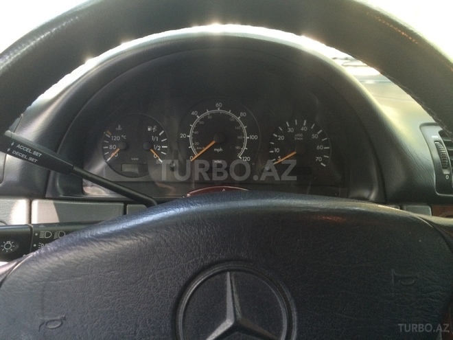 Mercedes ML 320 1998, 286,000 km - 3.2 l - Bakı