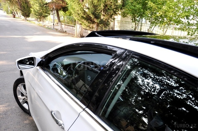 Hyundai Sonata 2010, 90,653 km - 2.4 l - Saatlı