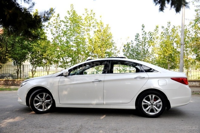 Hyundai Sonata 2010, 90,653 km - 2.4 l - Saatlı