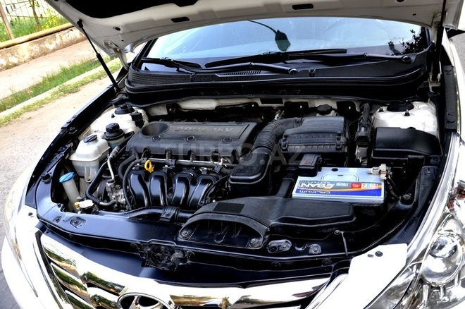 Hyundai Sonata 2010, 90,653 km - 2.4 l - Saatlı