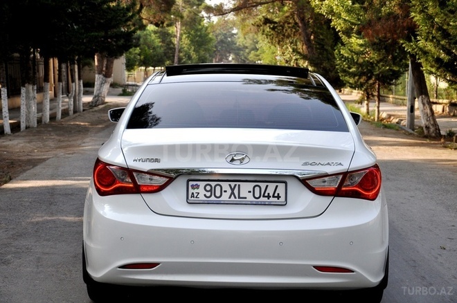 Hyundai Sonata 2010, 90,653 km - 2.4 l - Saatlı