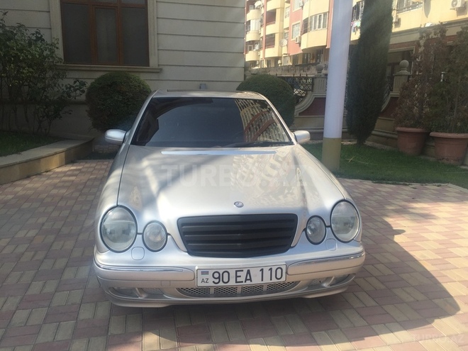 Mercedes E 430 2000, 203,000 km - 4.3 л - Bakı