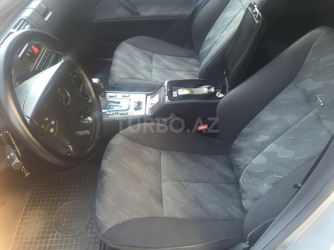 Mercedes E 430 2000, 203,000 km - 4.3 л - Bakı