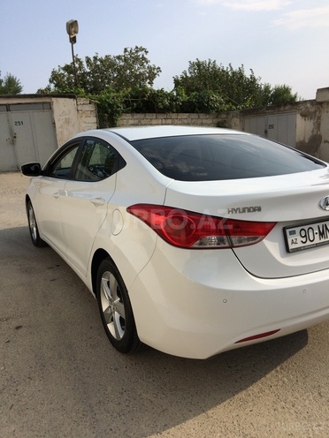 Hyundai Elantra 2011, 126,500 km - 1.8 l - Bakı