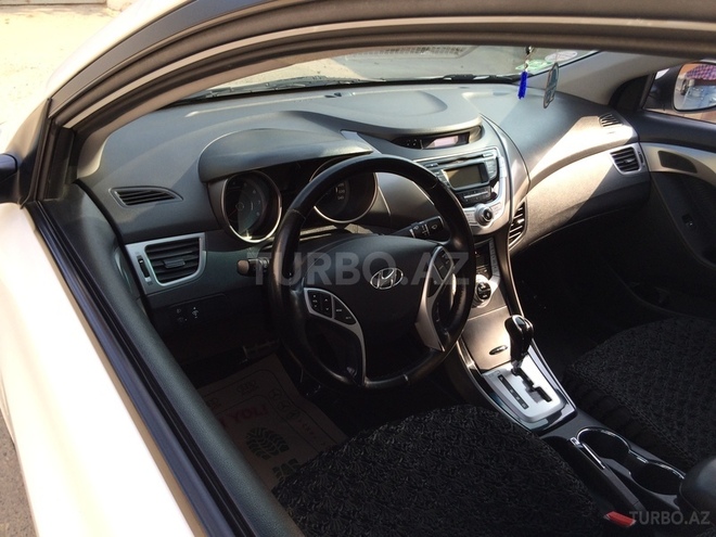 Hyundai Elantra 2011, 126,500 km - 1.8 l - Bakı