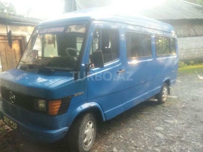 Mercedes 410 D 1990, 99,999 km - 2.3 l - Qəbələ