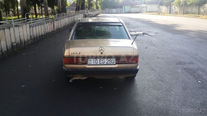Mercedes 190 1985, 295,000 km - 2.0 l - Bakı