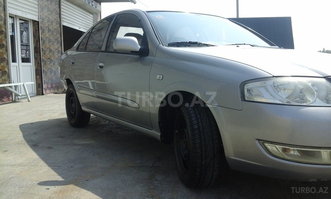 Nissan Sunny 2008, 280,000 km - 1.6 л - Zərdab