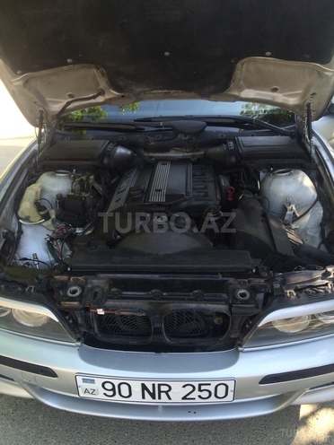 BMW 525 2000, 327,000 km - 2.5 л - Bakı