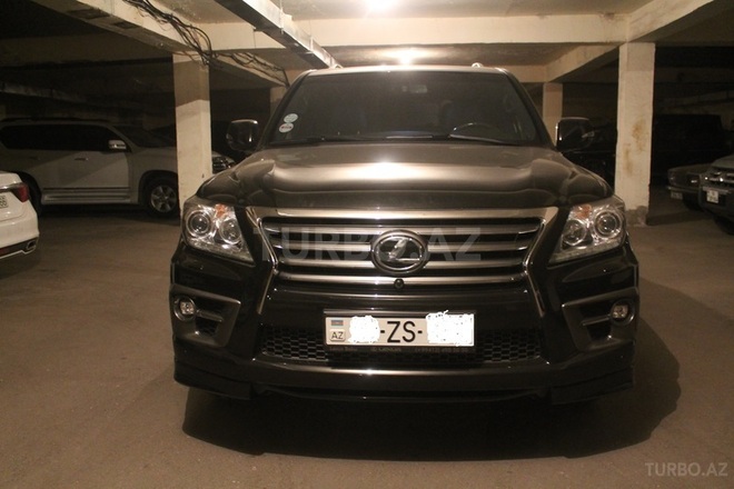 Lexus LX 570 2015, 28,000 km - 5.7 l - Bakı