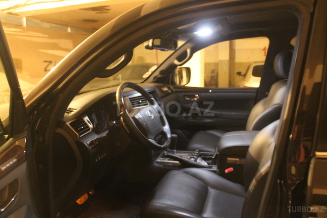 Lexus LX 570 2015, 28,000 km - 5.7 l - Bakı
