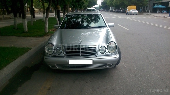 Mercedes E 290 1998, 312,000 km - 2.9 l - Sumqayıt