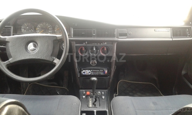 Mercedes 190 1983, 230,000 km - 2.0 l - Bakı