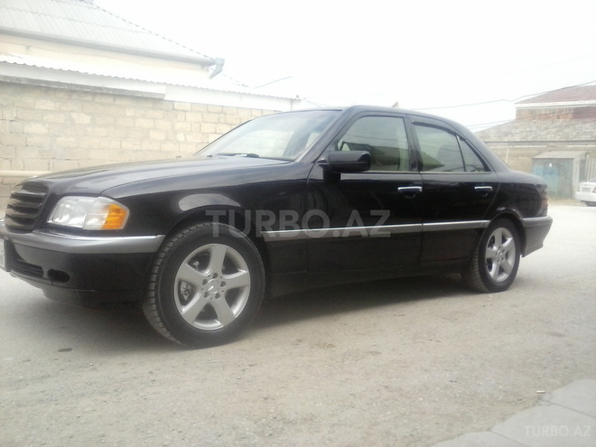Mercedes C 230 1999, 220,000 km - 2.3 l - Bakı