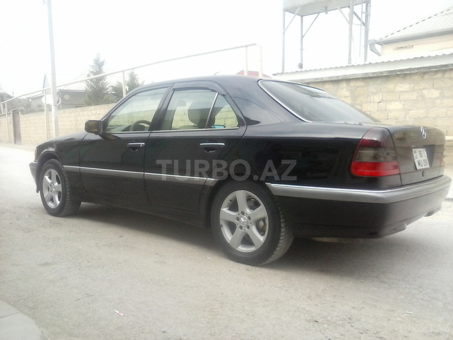Mercedes C 230 1999, 220,000 km - 2.3 l - Bakı