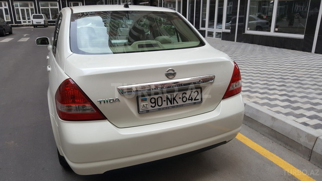Nissan Tiida 2007, 72,000 km - 1.6 л - Bakı